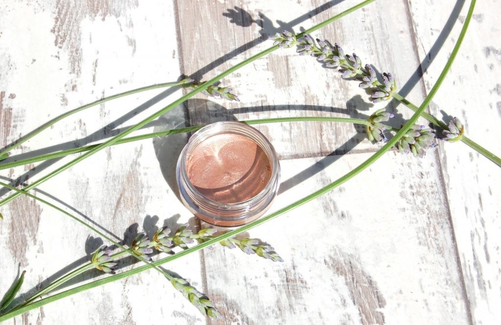 Make Up Forever Cream Eyeshadow Swatch and Reviews