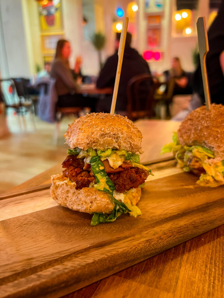 Mini burger sliders